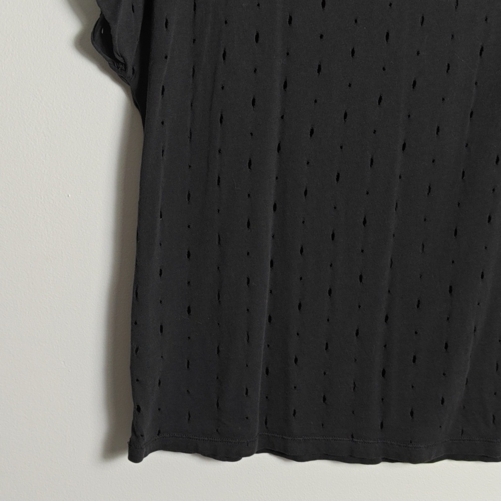 SIS SIS Anthropologie Black Cut Out Rolled Sleeve Top Size Large - Picture 11 of 14